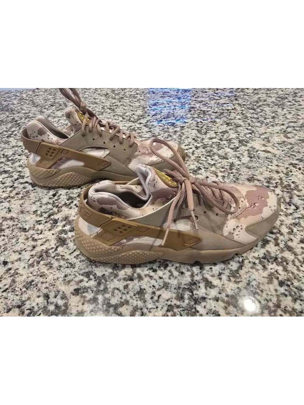 Nike Air Huarache Run Desert Camo Men's Size 12